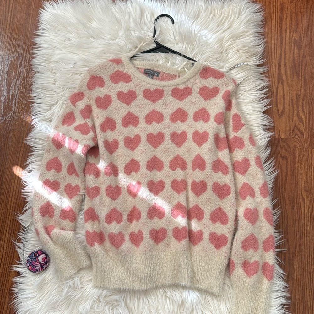 Preloved sweater